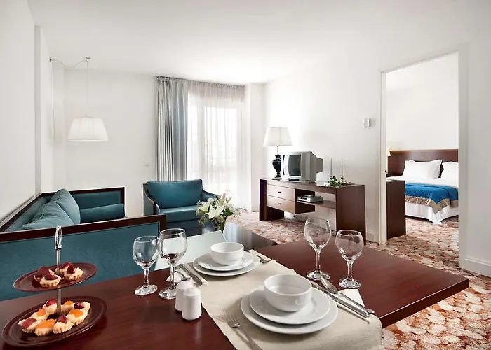 The Pendik 아파트 *